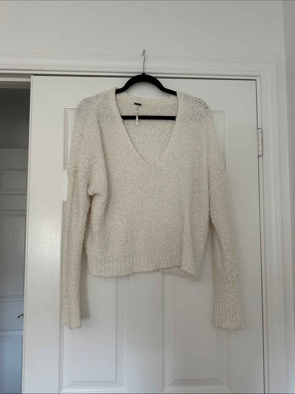 Free People XS Cozy V-Neck Women's Sweater in Cream